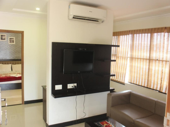 Others 5, Redbell Residency, Malappuram