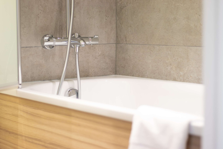 Bathroom 5, Campanile PRIME - Rungis Orly, Val-de-Marne