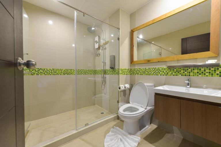 Bathroom 5, Brown House Udonthani Hotel, Muang Udon Thani