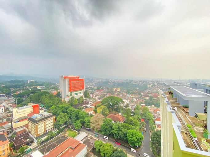 City view, Comfy And Modern 2Br Apartment At Parahyangan Residence, Bandung