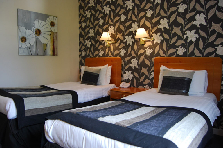 Bedroom 4, The Tontine Hotel, Inverclyde