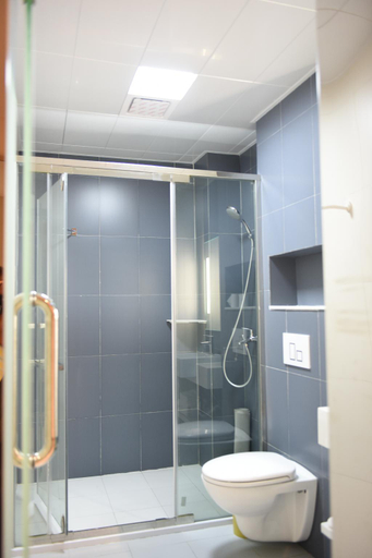 Bathroom, Hanting Hotel Xining Xinhua Lane Qingda Affiliated Courtyard, Xining