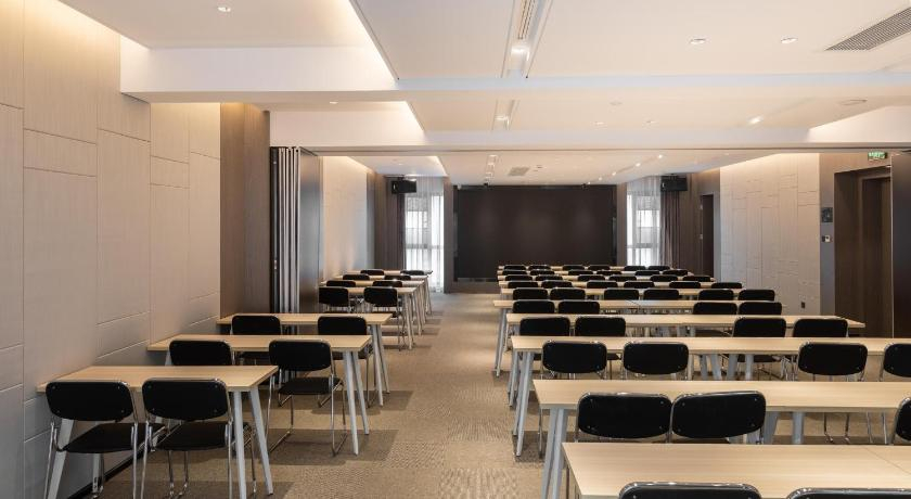 Business Facilities, Atour Hotel Wuhan Optics Valley Qingnianhui Financial Port, Wuhan
