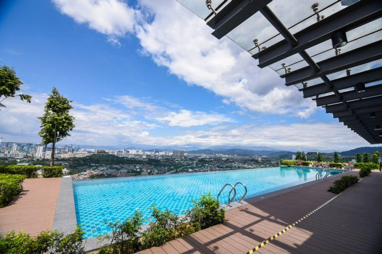 Sport & Beauty 1, Moka’s Ekocheras Suite: Exquisite Designer Retreat, Kuala Lumpur