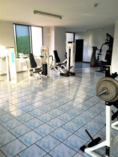 Others 5, Large Corner Studio Condo Jomtien - Sleeps 2, Pattaya
