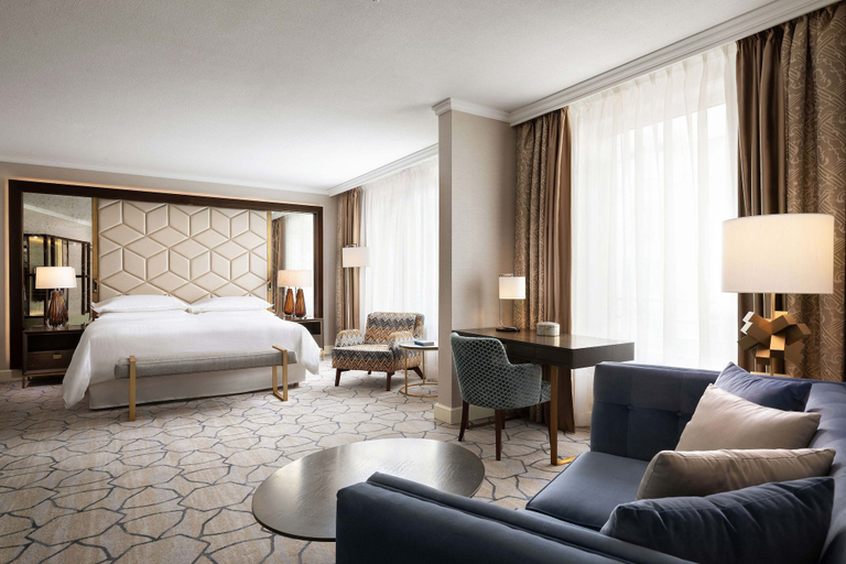 Bedroom 5, Sheraton Grand Warsaw, Warsaw