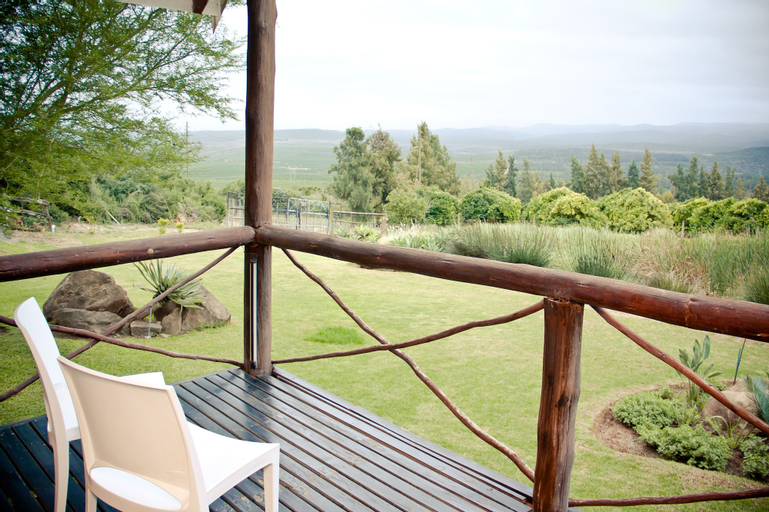 Exterior & Views 17