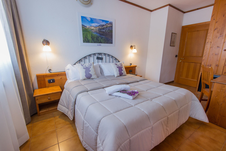 Bedroom 4, Hotel Iris, L'Aquila