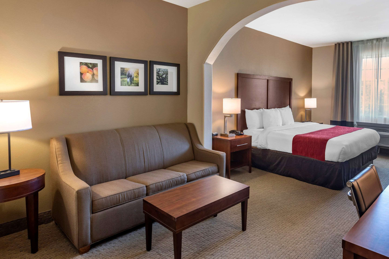 Bedroom 3, Comfort Inn & Suites Villa Rica, Carroll