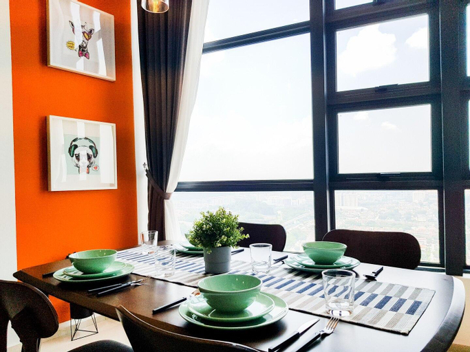 Dining Room 29