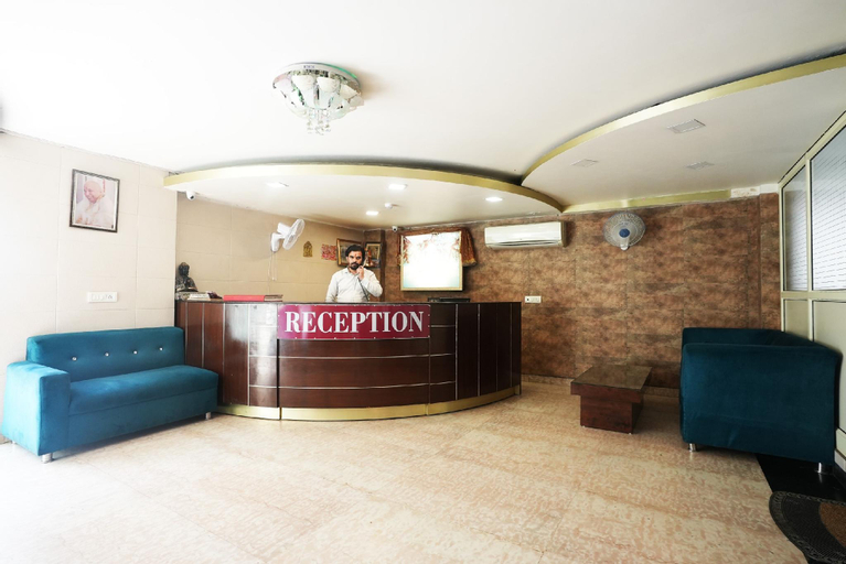 Public Area 2, Hotel S & B East Inn, West