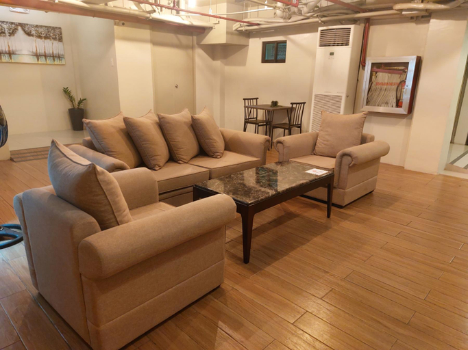 Others 5, Beaver Hotel, Cebu City