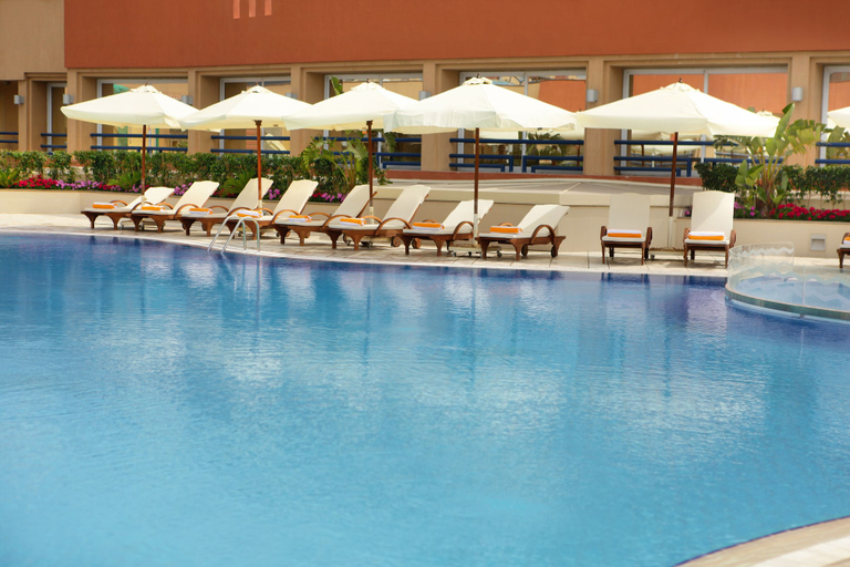 Sport & Beauty 2, Hilton Alexandria Green Plaza, Alexandria