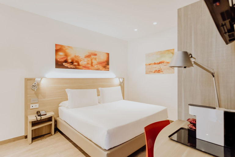 Bedroom 12