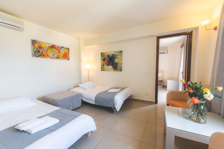 Bedroom 3, Chrispy Waterpark Resort, Crete