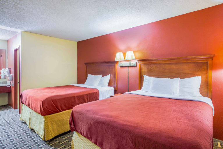 Bedroom 4, Rodeway Inn Bonifay, Holmes