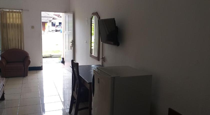 Intan Hotel by MyHome Hospitality, Purwakarta