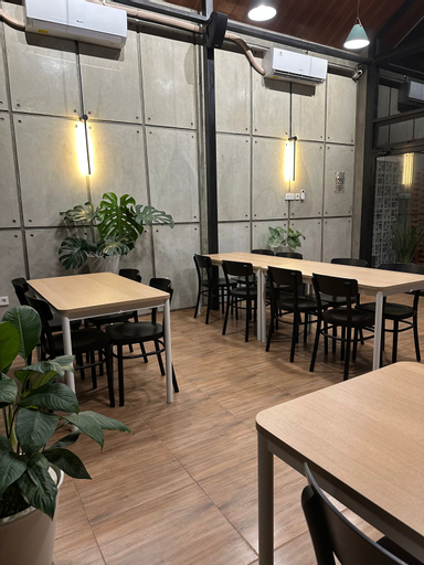 Food & Drinks 4, Cendhani Raras Gallery, Sleman