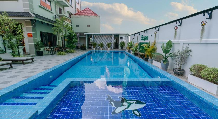 Sport & Beauty 2, V Crown Hotel, Svay Pao