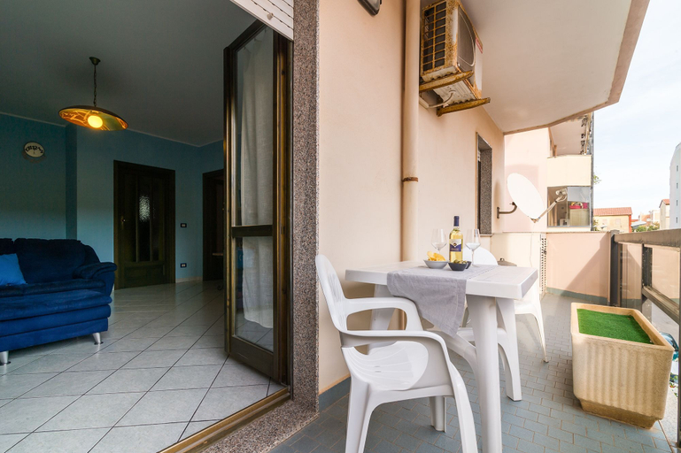 Others 5, AffittaSardegna - Casa Allegra, Sassari