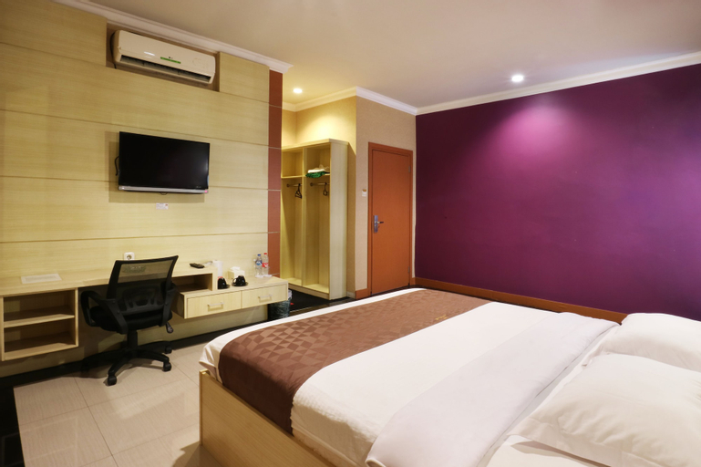 Bedroom 8