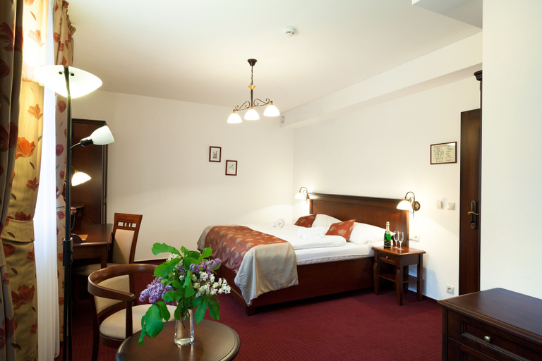 Bedroom 2, Hotel Joseph 1699, Třebíč