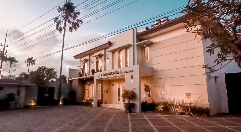 Hotel Flamboyan, Jember