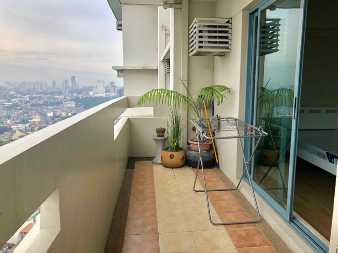 2, Cozy minimalist condo with fantastic view, Mandaluyong