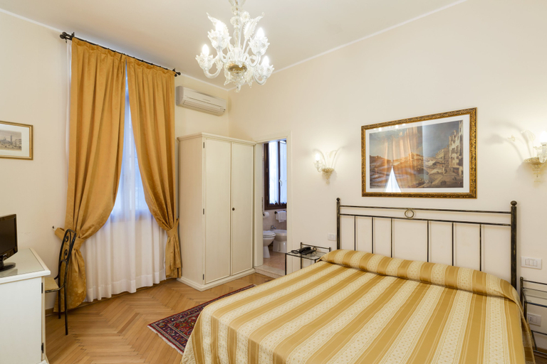 Bedroom 4, Villa Casanova, Venezia