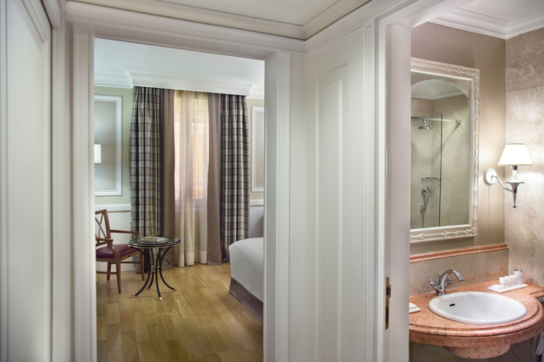 Bathroom 3, Rome Marriott Grand Hotel Flora, Rome