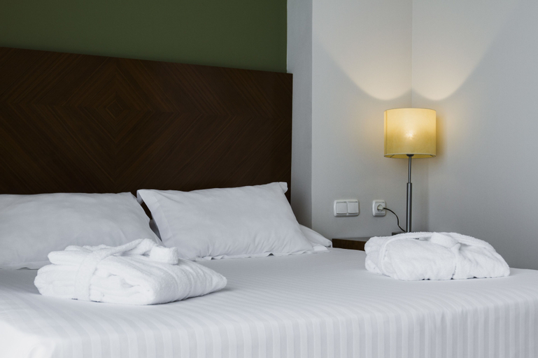 Bedroom 13
