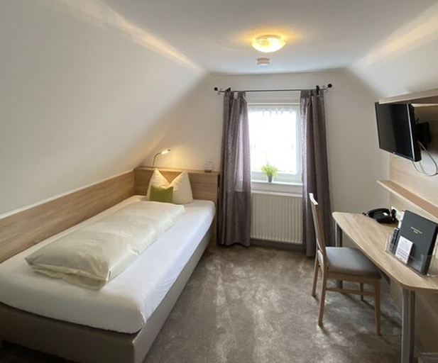 Bedroom 9