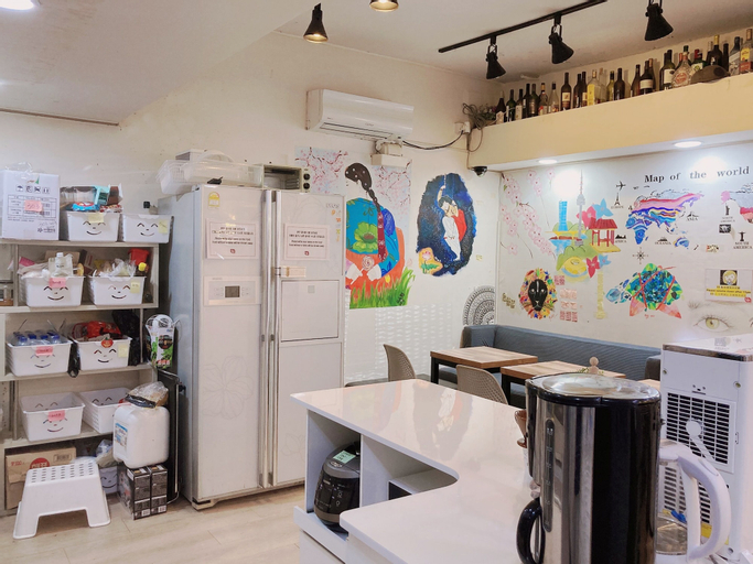 Dining Room 16