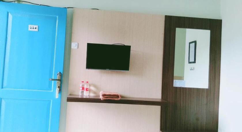 Bedroom 3, Hotel Taman Indah, Madiun