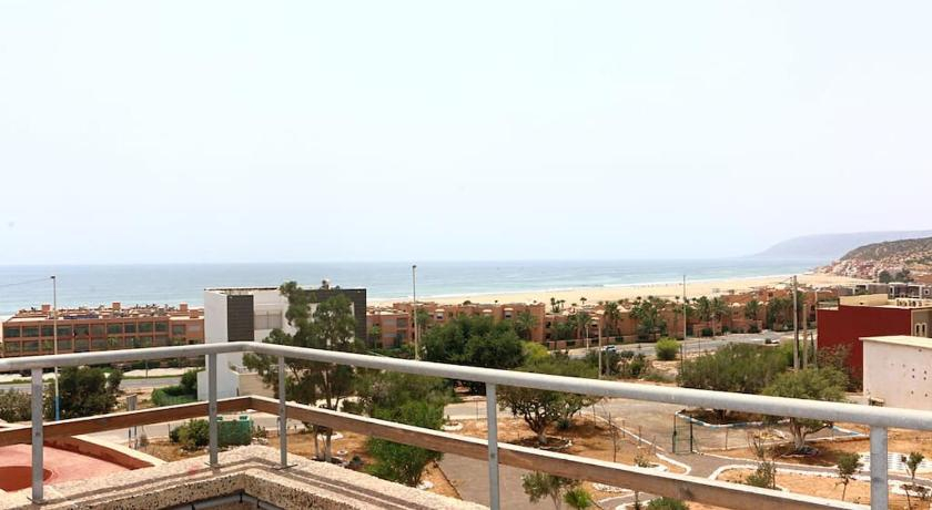 Villa spacieuse avec places de Parking gratuites, Agadir-Ida ou Tanane