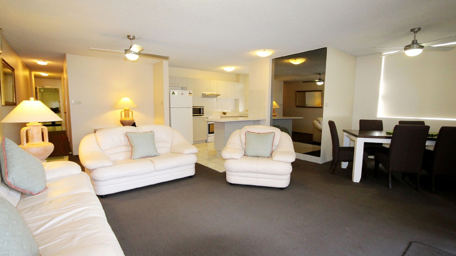 Bedroom 3, Tradewinds Apartments, Coffs Harbour - Pt A