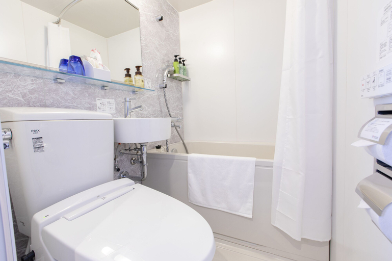 Bathroom 24