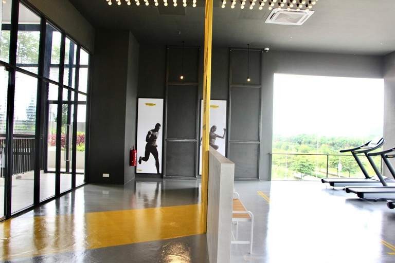 Sport & Beauty 5, Bell Suites Scenic Pool Studio @ Sepang by MOKA, Sepang
