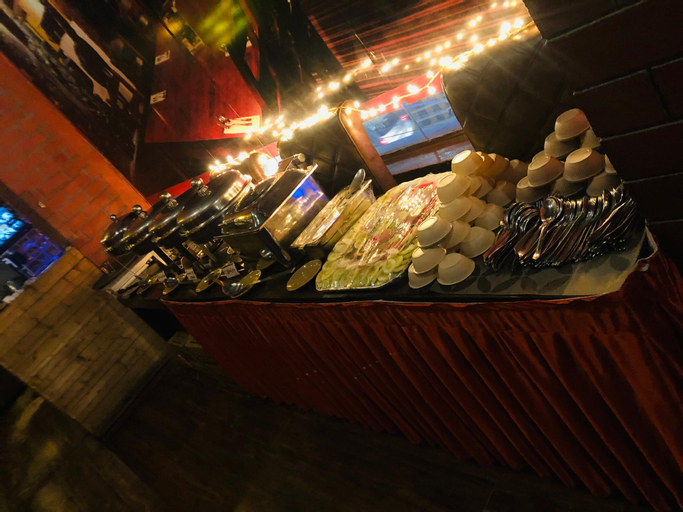 Hotel red inn, Karnal