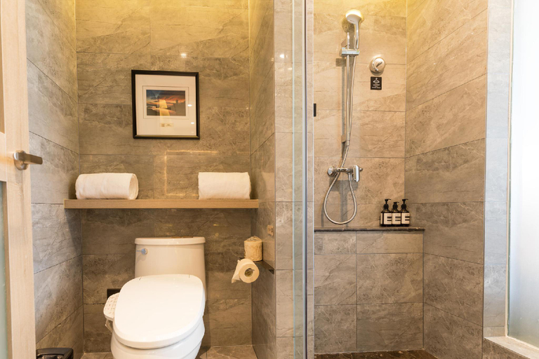 Bathroom 3, Atour Hotel Weihai City Center, Weihai