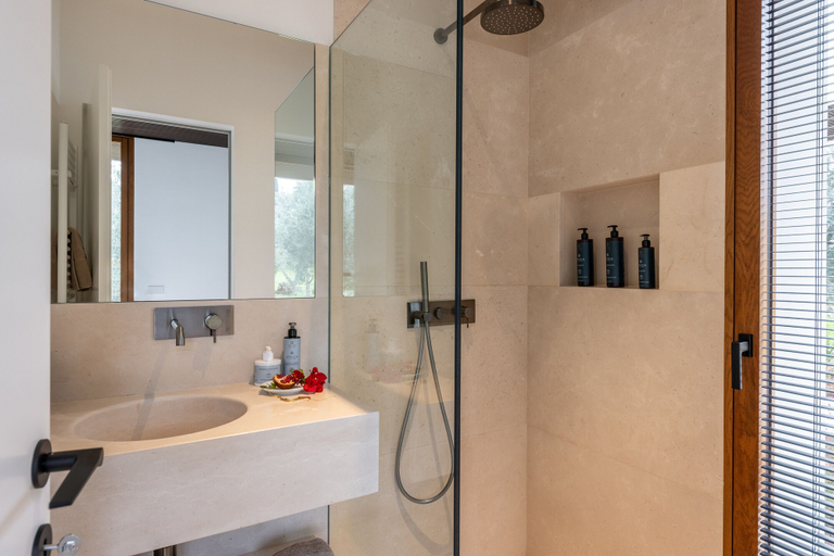 Bathroom 3, Villa V - Epoca Collection, Brindisi