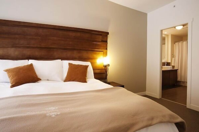 Bedroom 2, Mountain Spirit Resort, East Kootenay
