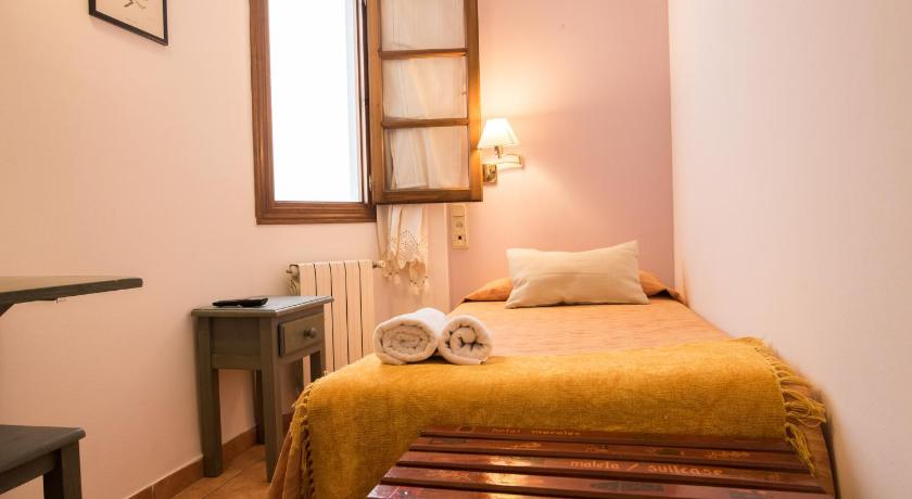 Bedroom 2, Hotel Morales, Málaga