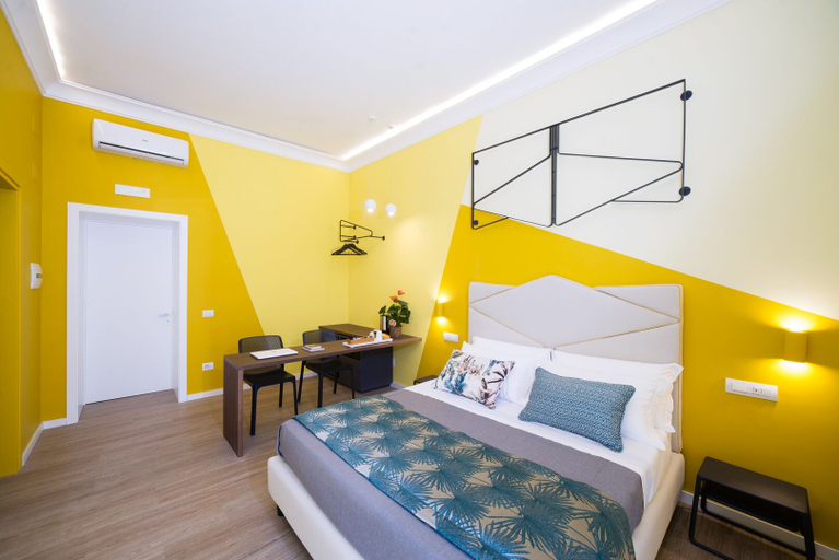 Bedroom 3, Mediterra, Napoli