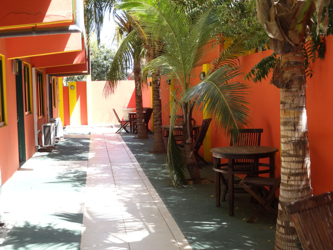 Others 5, Del Rey Apartments