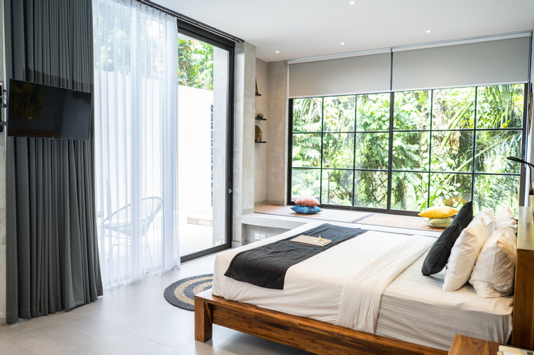 Bedroom 8