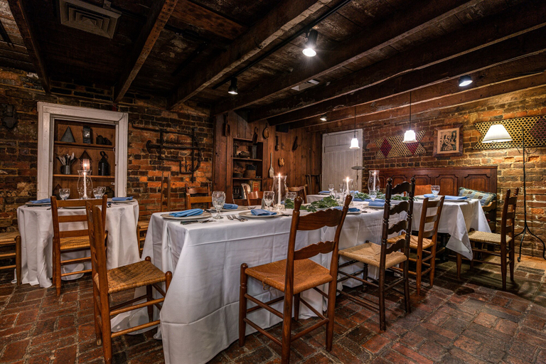 Food & Drinks 5, Wayside Inn, Frederick
