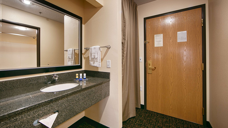 Bathroom 4, Best Western Plus Wendover Inn, Tooele