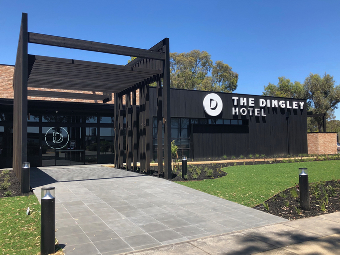 Food & Drinks 4, Dingley Hotel, Melbourne