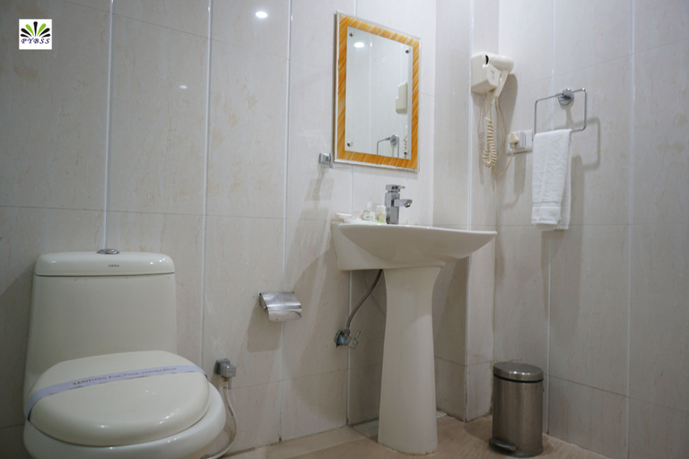 Bathroom 4, Hotel Pybss, Papum Pare